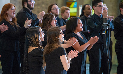 MSJ University Singers performing in Mater Dei Chapel.